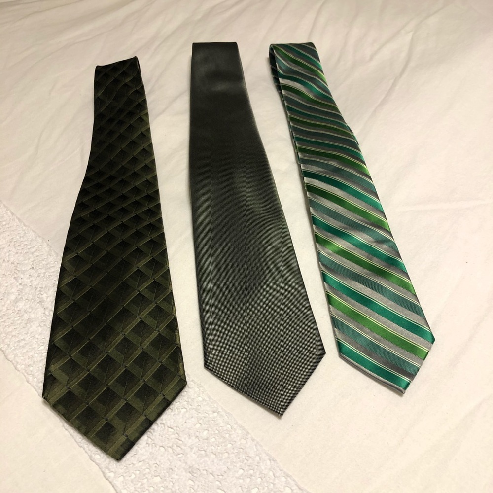 Bundle of three men’s ties